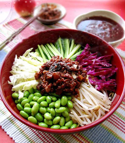 How Beijing Zhajiang Noodles Differ from Other Regions
