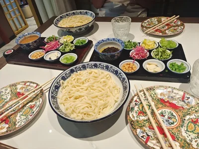 The Cultural Role of Zhajiang Noodles in Beijing Daily Life