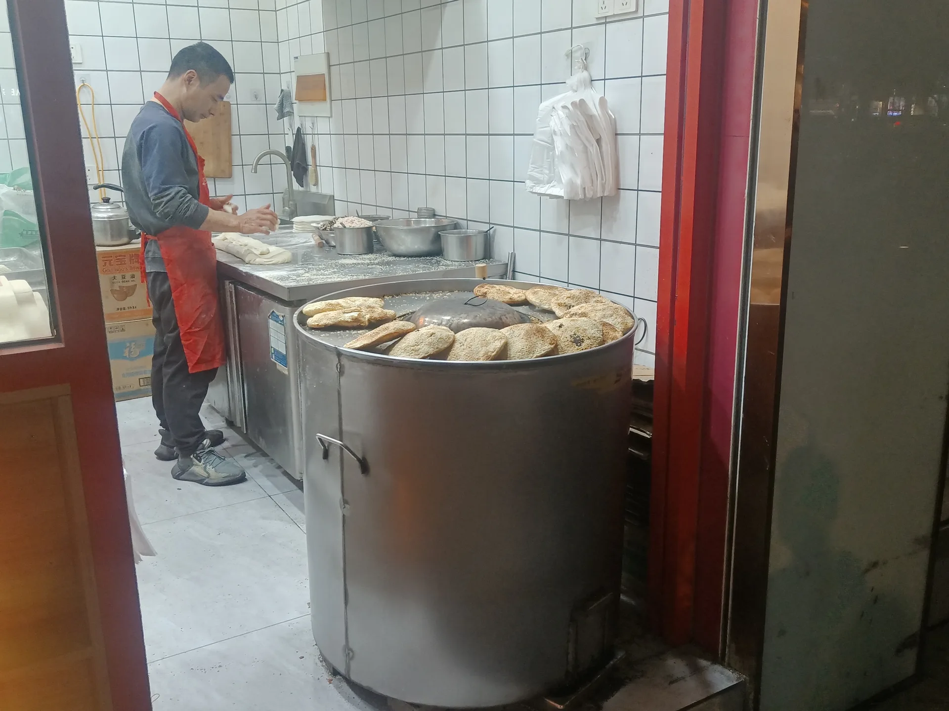 Shaobing Fillings and Pairings in Beijing: Sesame Flatbread Breakfast Guide