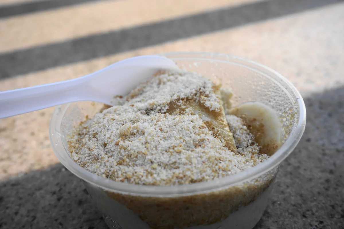 Shantou douhua used to compare regional tofu pudding texture with Beijing doufunao