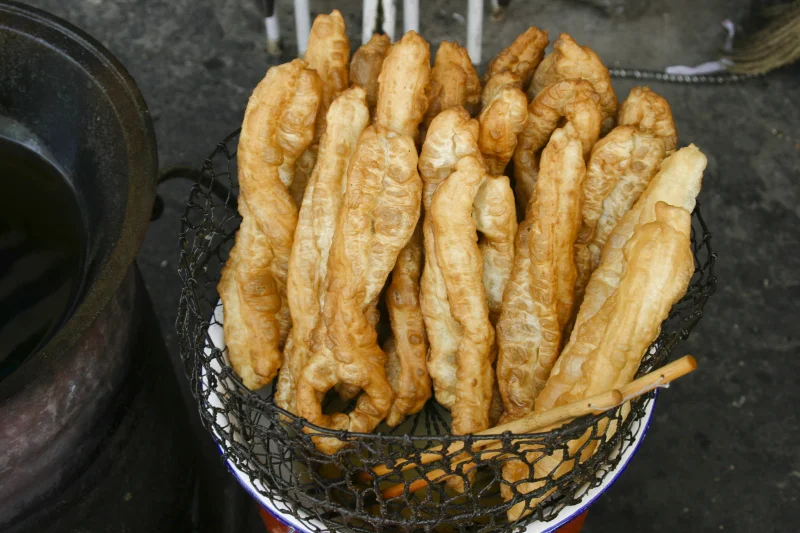 Youtiao in Beijing: Breakfast Pairings, Freshness, and How to Order